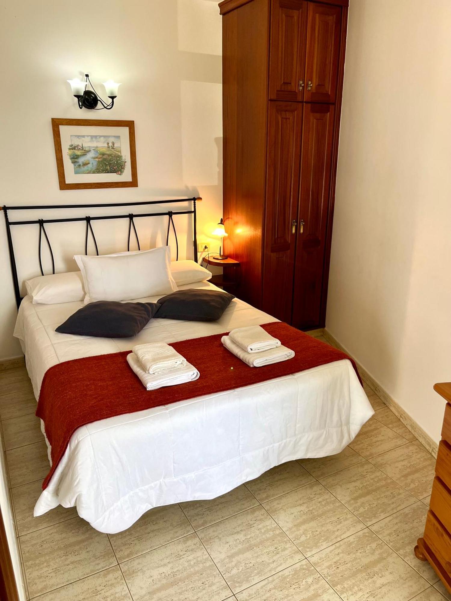 Apartamentos Edalmar Frontera Exteriör bild