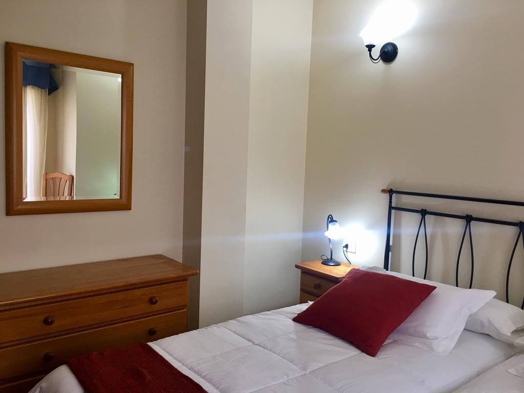 Apartamentos Edalmar Frontera Exteriör bild