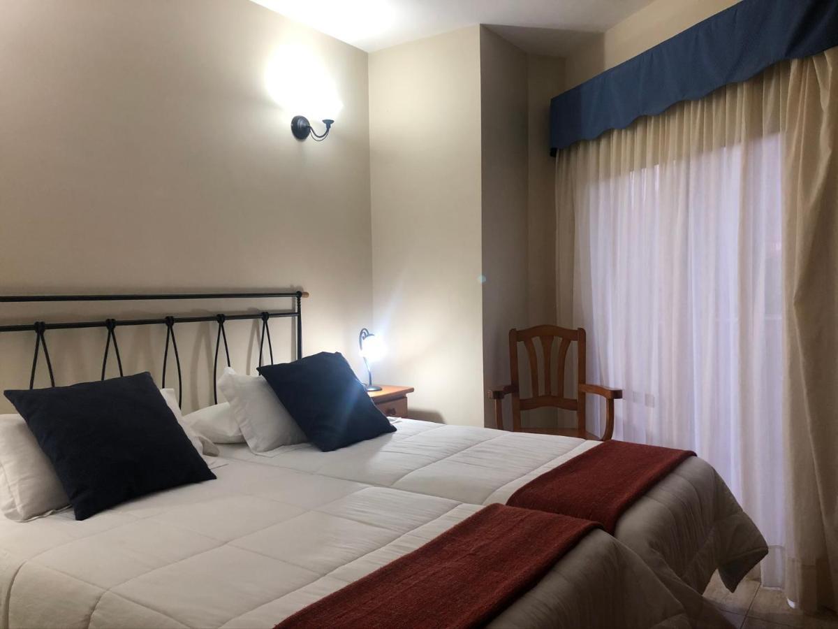 Apartamentos Edalmar Frontera Exteriör bild