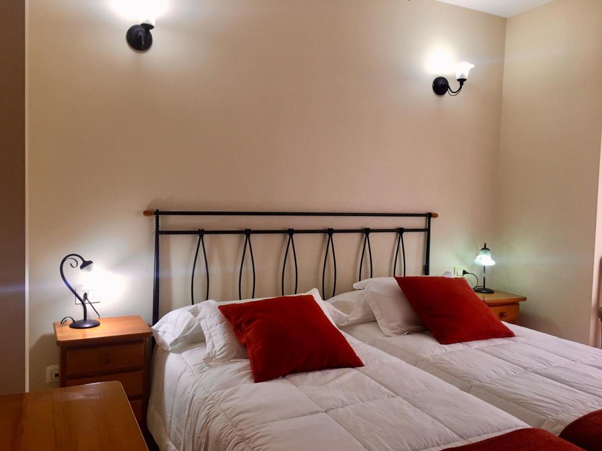 Apartamentos Edalmar Frontera Exteriör bild